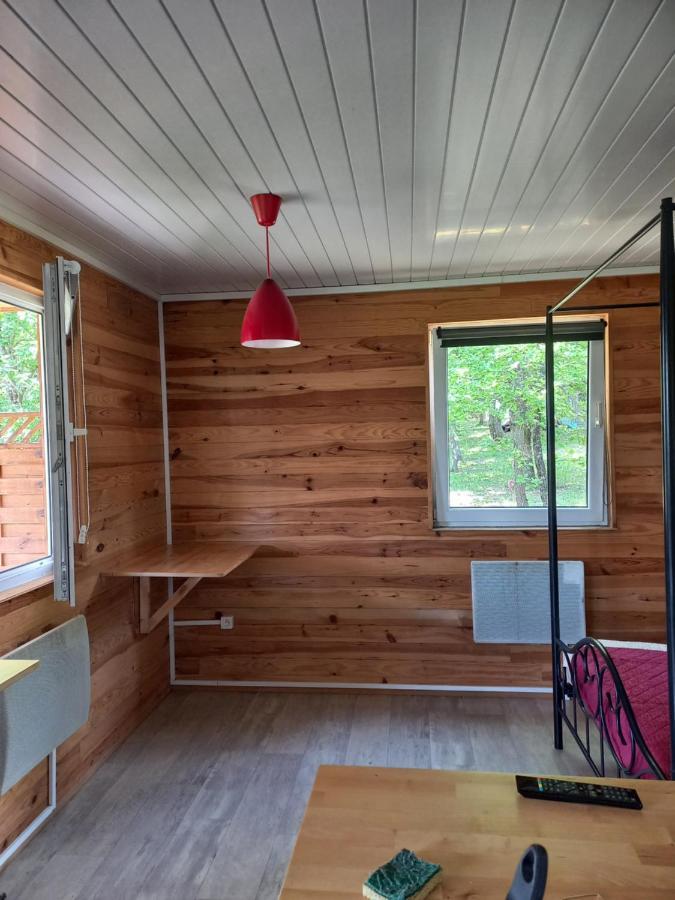 Chalet 2 Pers. + Bebe Montolieu Zewnętrze zdjęcie